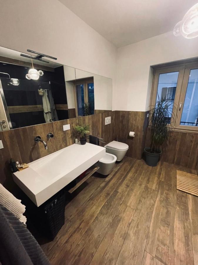 Luce Private Deluxe Apartment Near The Station Tirano Exterior foto